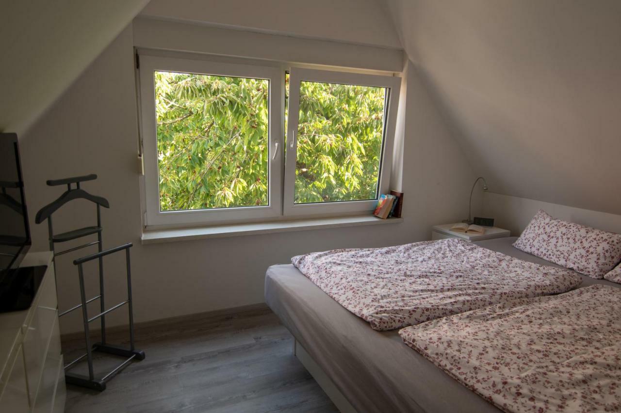 Ferienhaus Goermer Mit Wasserbett Schmolln  Ngoại thất bức ảnh